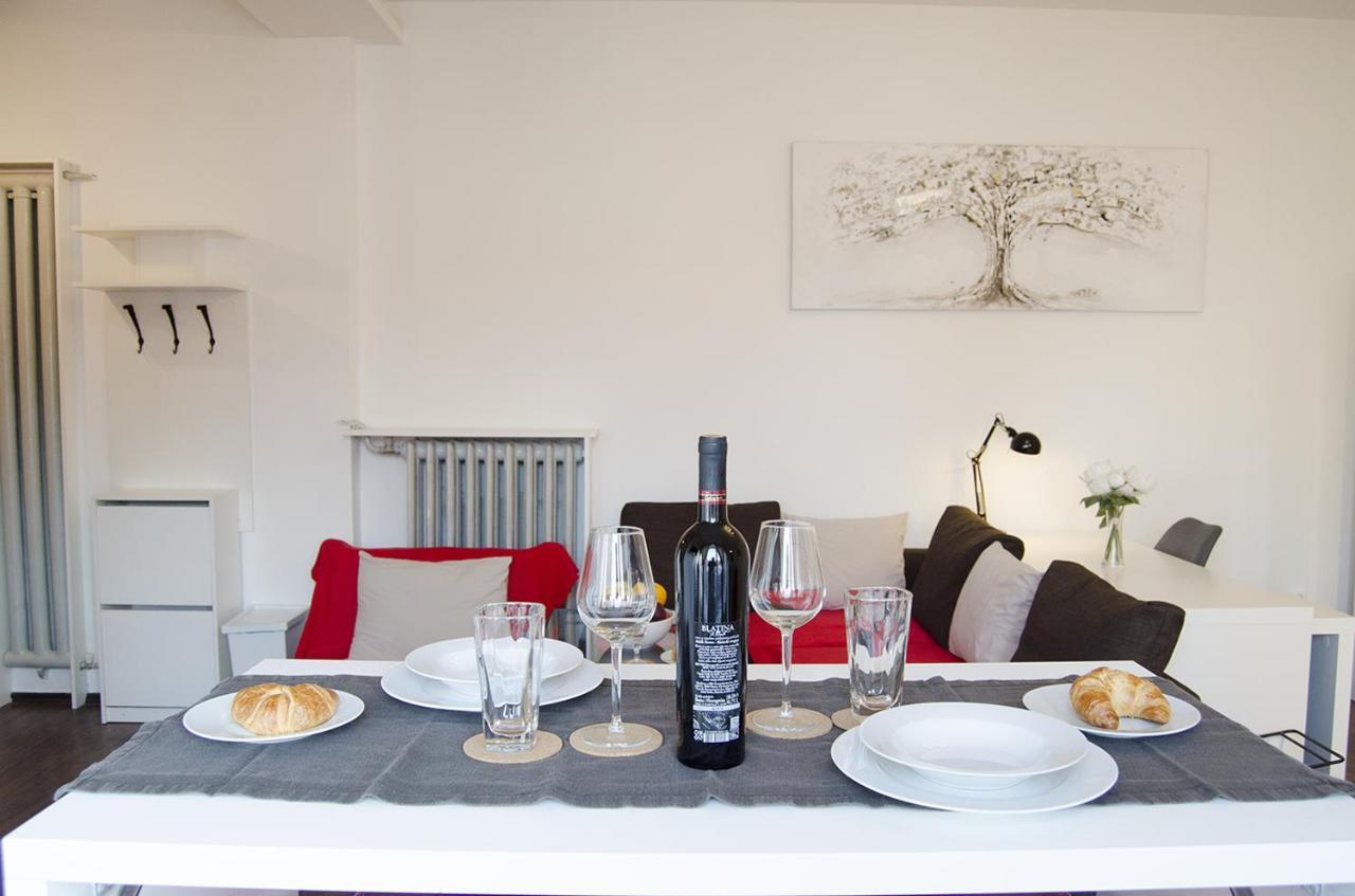 Studio Apartment With A View Of Ban Jelacic Square Zagreb Exterior foto